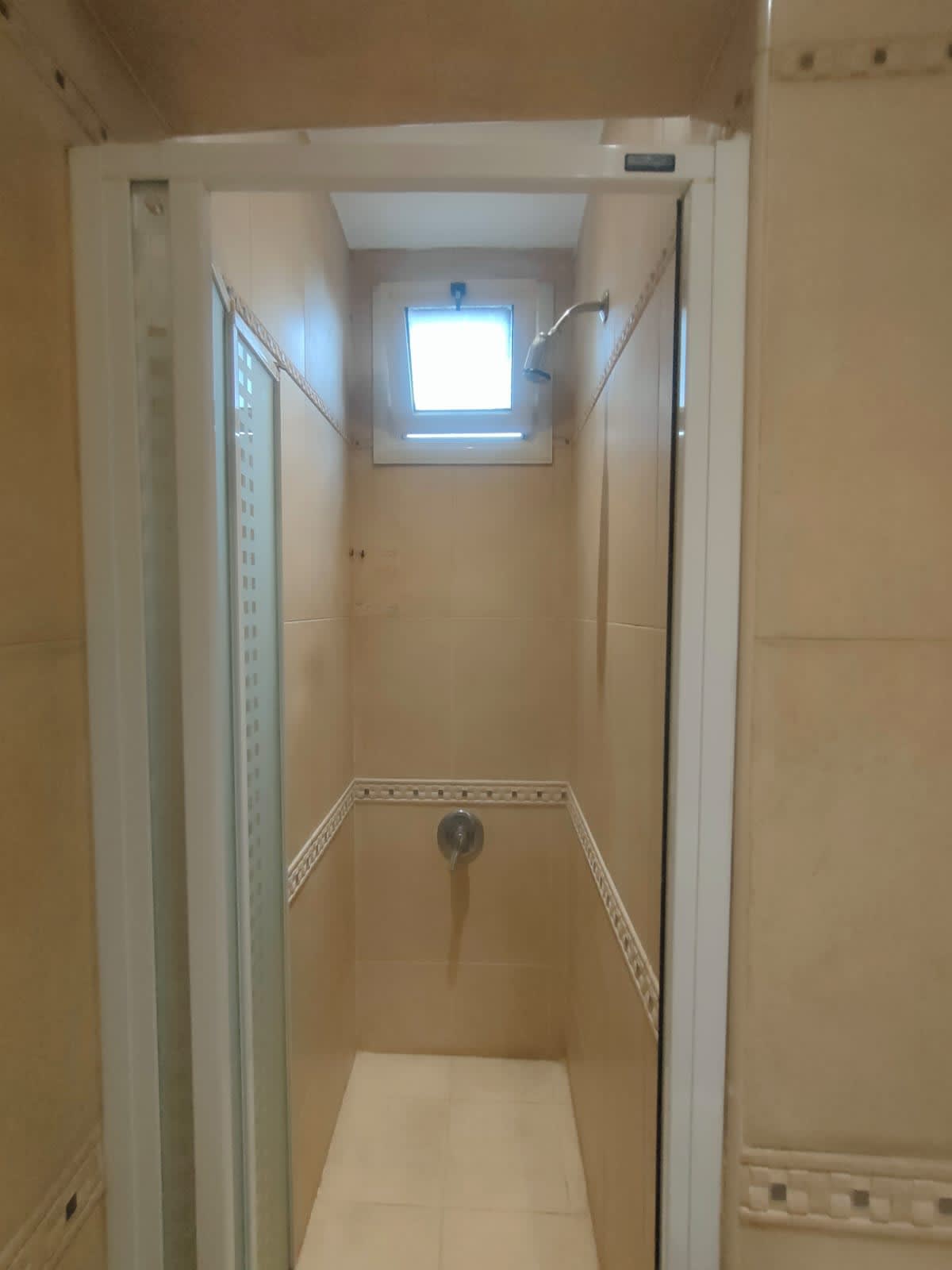 Apartment With Balcony Overlooking Green Views In Maadi Sarayat