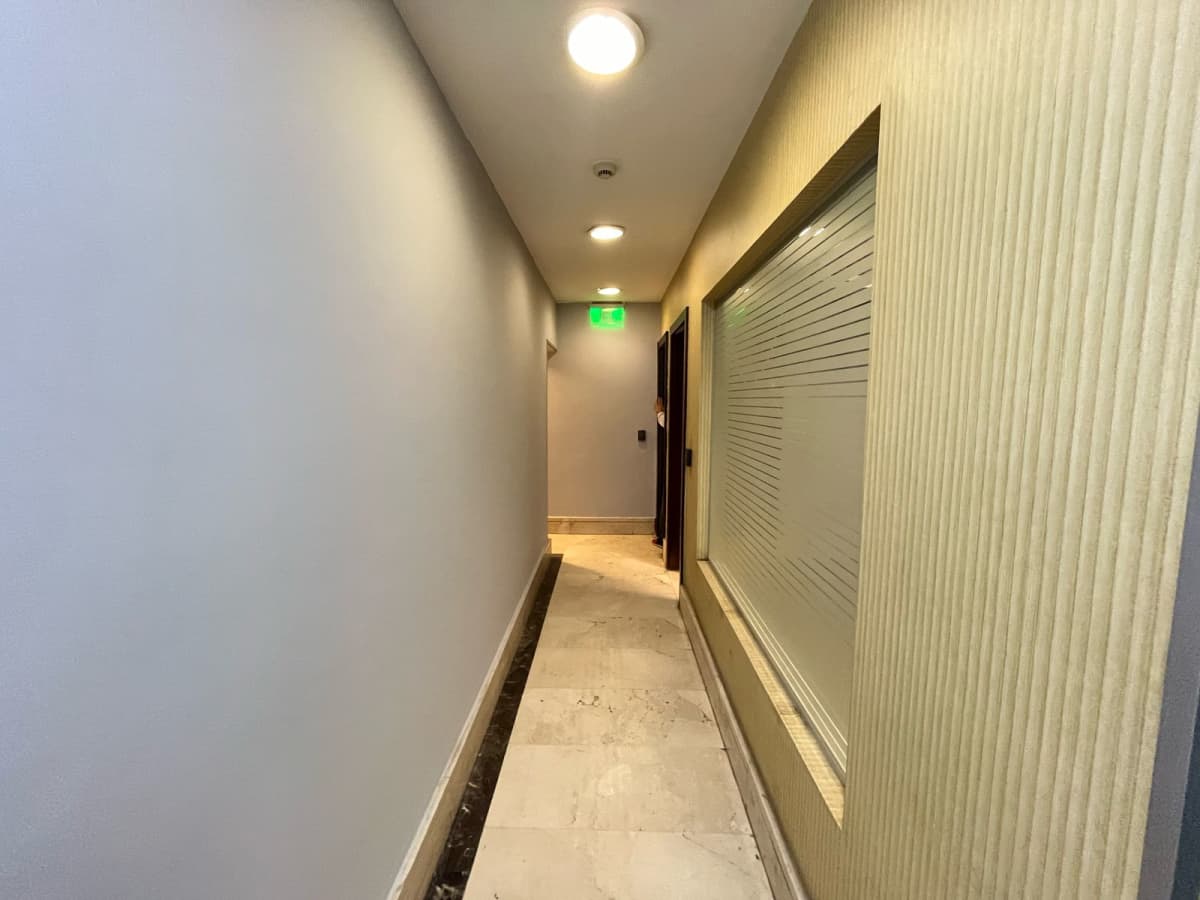 Administrative Office For Rent| 550m²| Cornish.