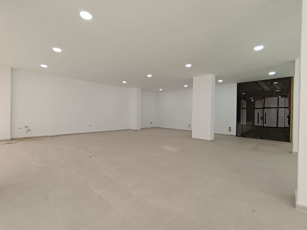 Shop for rent