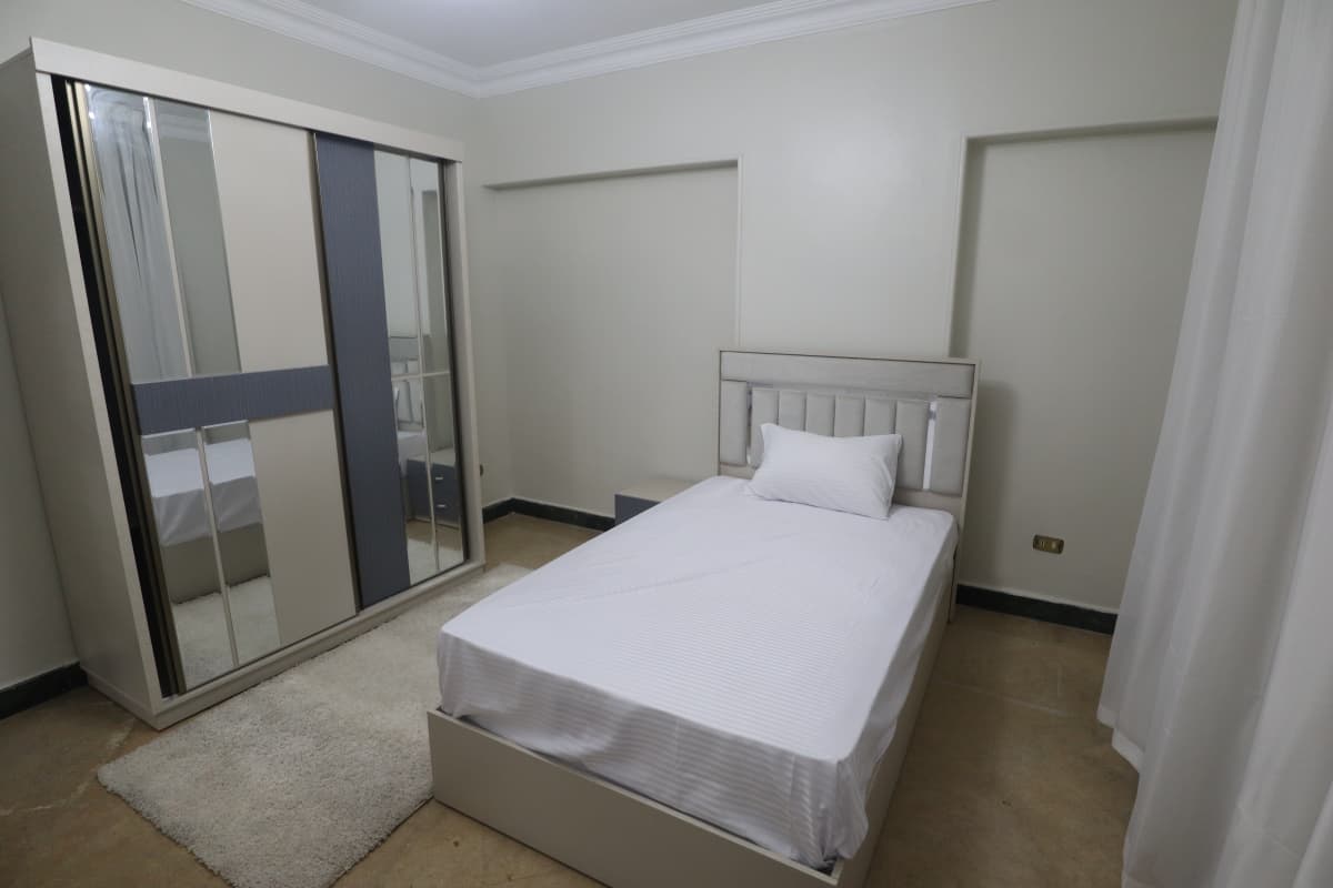 Warm And Inviting Furnished Apartment In Maadi Degla.