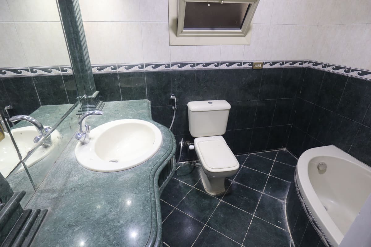 Warm And Inviting Furnished Apartment In Maadi Degla.