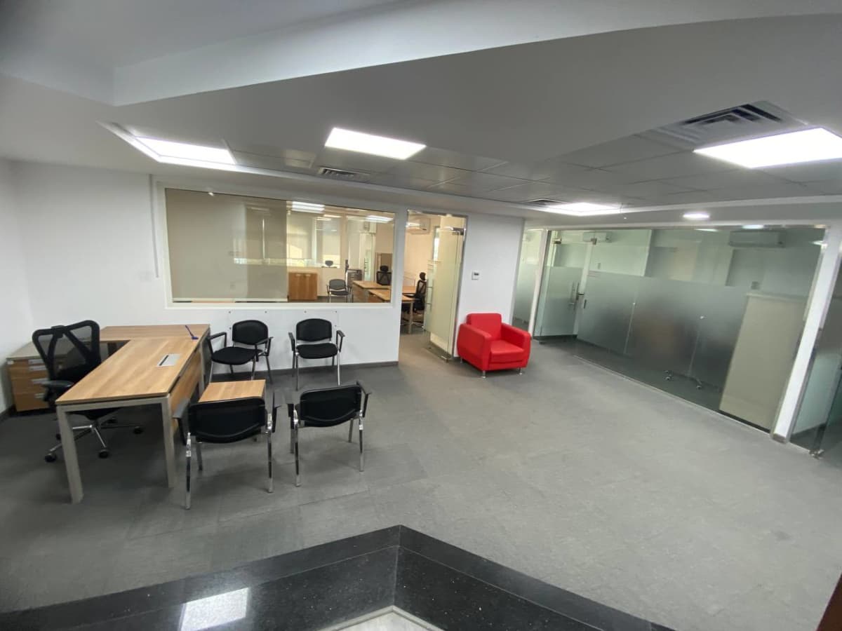 Administrative Office For Rent| 1000m²| Cornish.