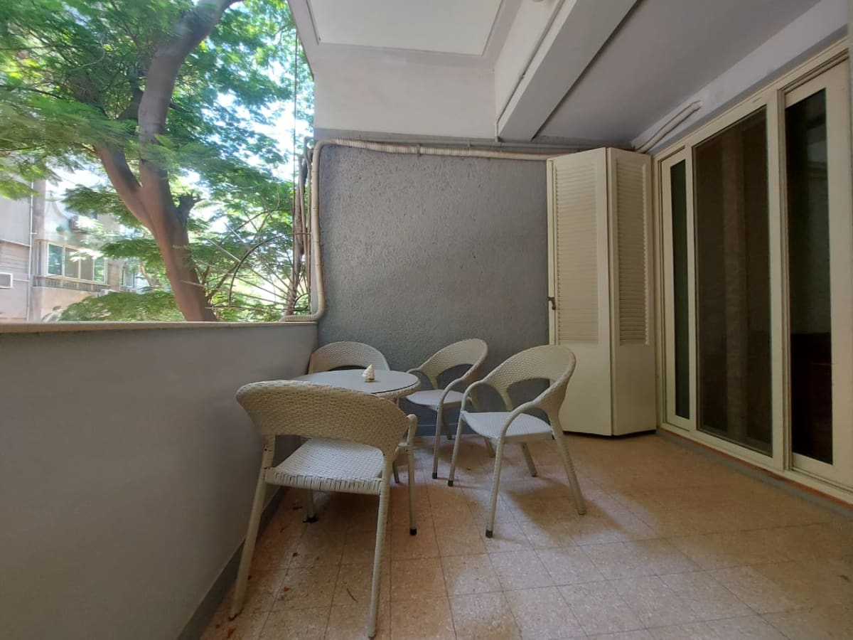 Bright 2BR Apartment with Equipped Kitchen & Balcony