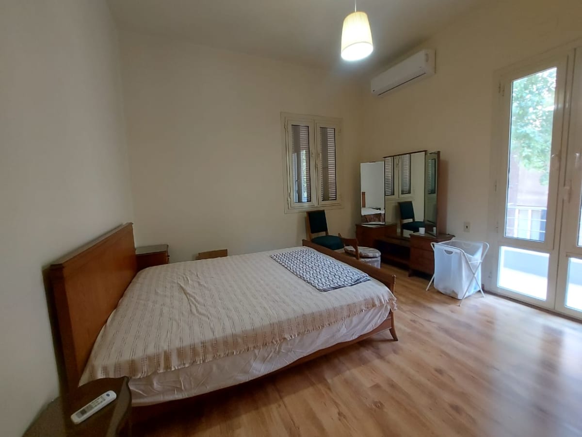 Bright 2BR Apartment with Equipped Kitchen & Balcony