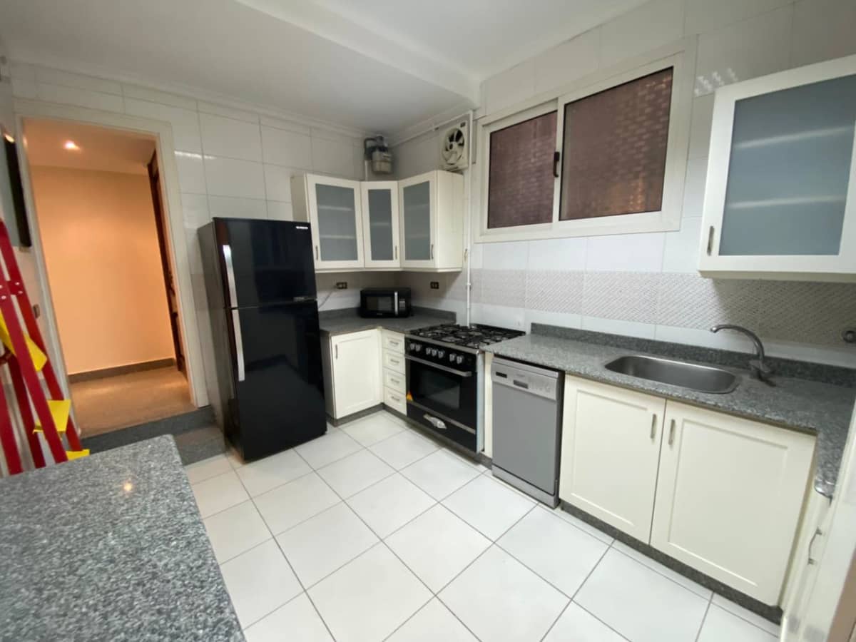Furnished Apartment For Rent In Maadi Sarayat|250m².