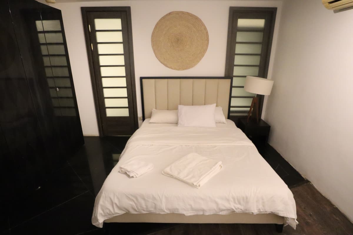 Chic Studio Apartment With Shared Garden In Quiet Maadi Area.