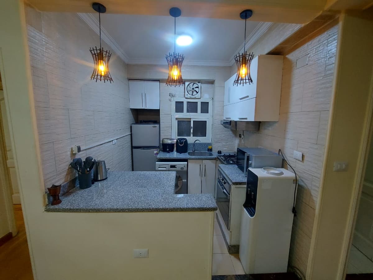 Cozy 2BR Apartment - Modern Zamalek Lifestyle