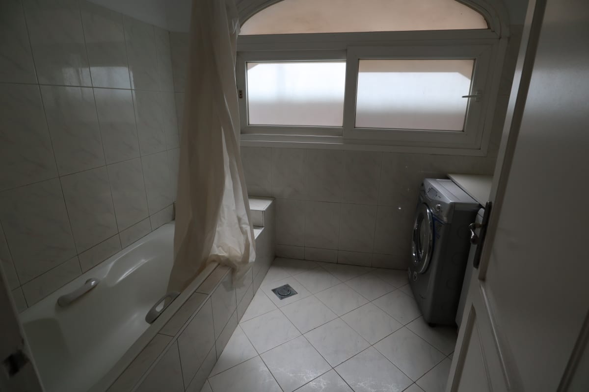Spacious 300 sqm Duplex Penthouse in Maadi  