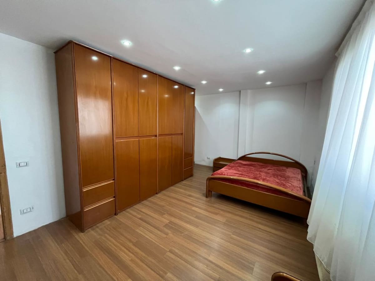 Furnished 1-Bedrooms Apartment In The Heart of Zamalek|100m².