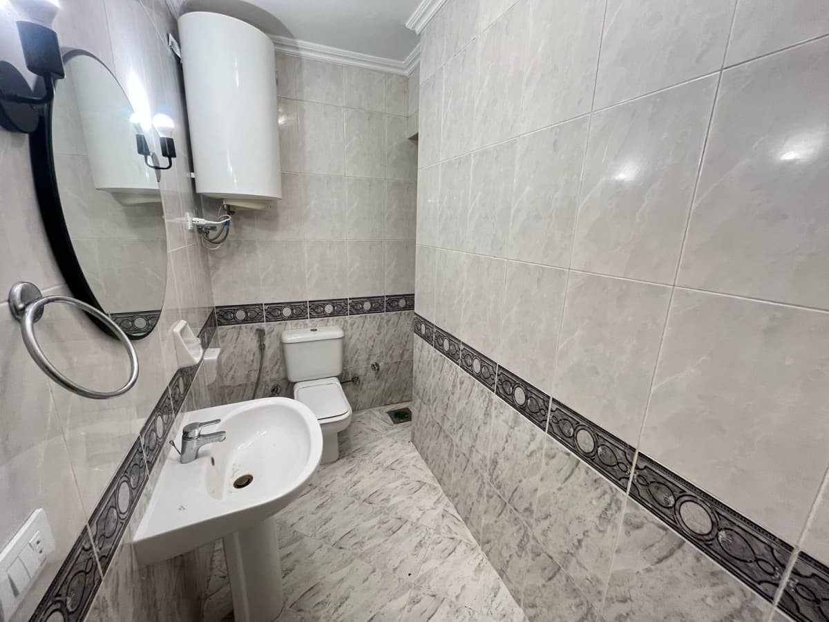 Spacious 4 Bedroom Apartment with Terrace & Pool Access