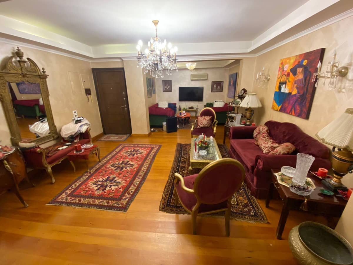 Cozy & Charming Ground Floor Surrounded By Greenery In Maadi Degla.
