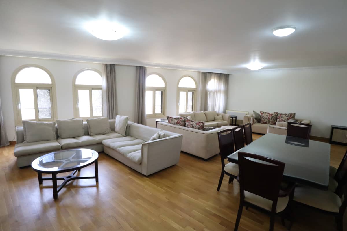 Modern 3BR Apartment Combines Refined Living & Natural Beauty