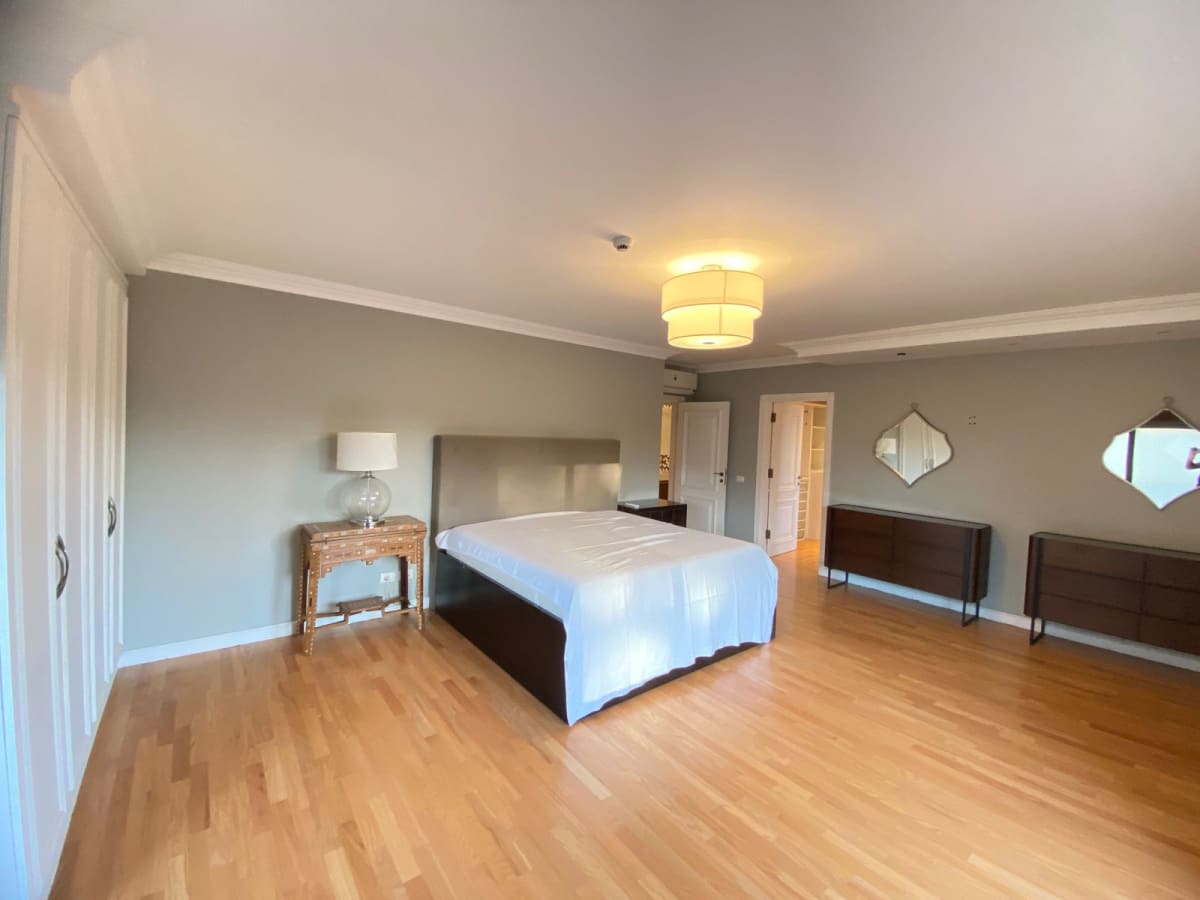 Spacious 4-Bedroom Apartment with Pool Access in Maadi