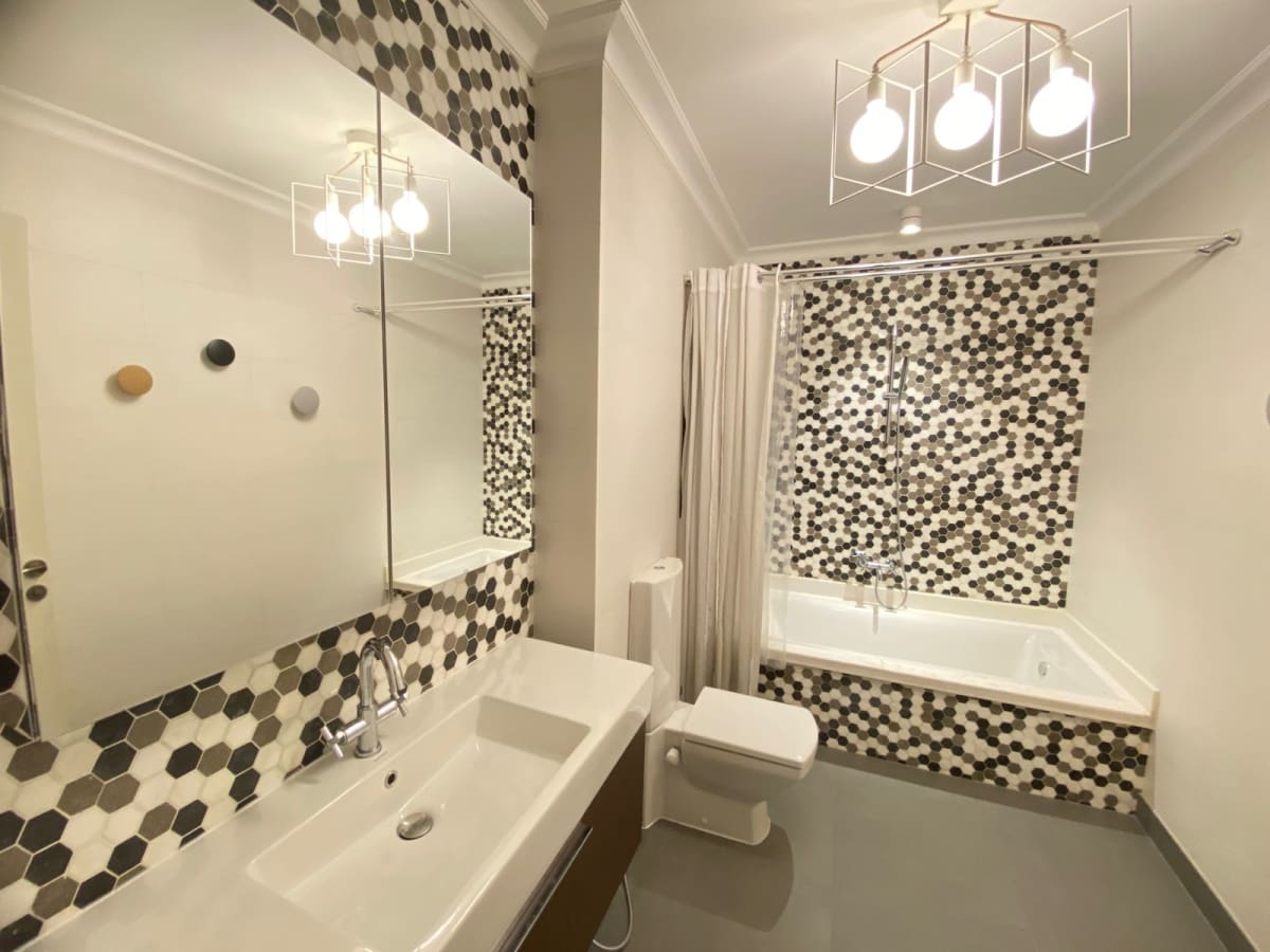 Spacious 4-Bedroom Apartment with Pool Access in Maadi