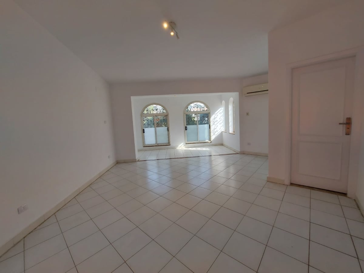 Elegant Villa with Shared Pool Near CAC in Maadi