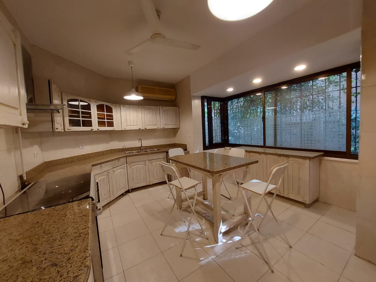 Elegant Villa with Shared Pool Near CAC in Maadi