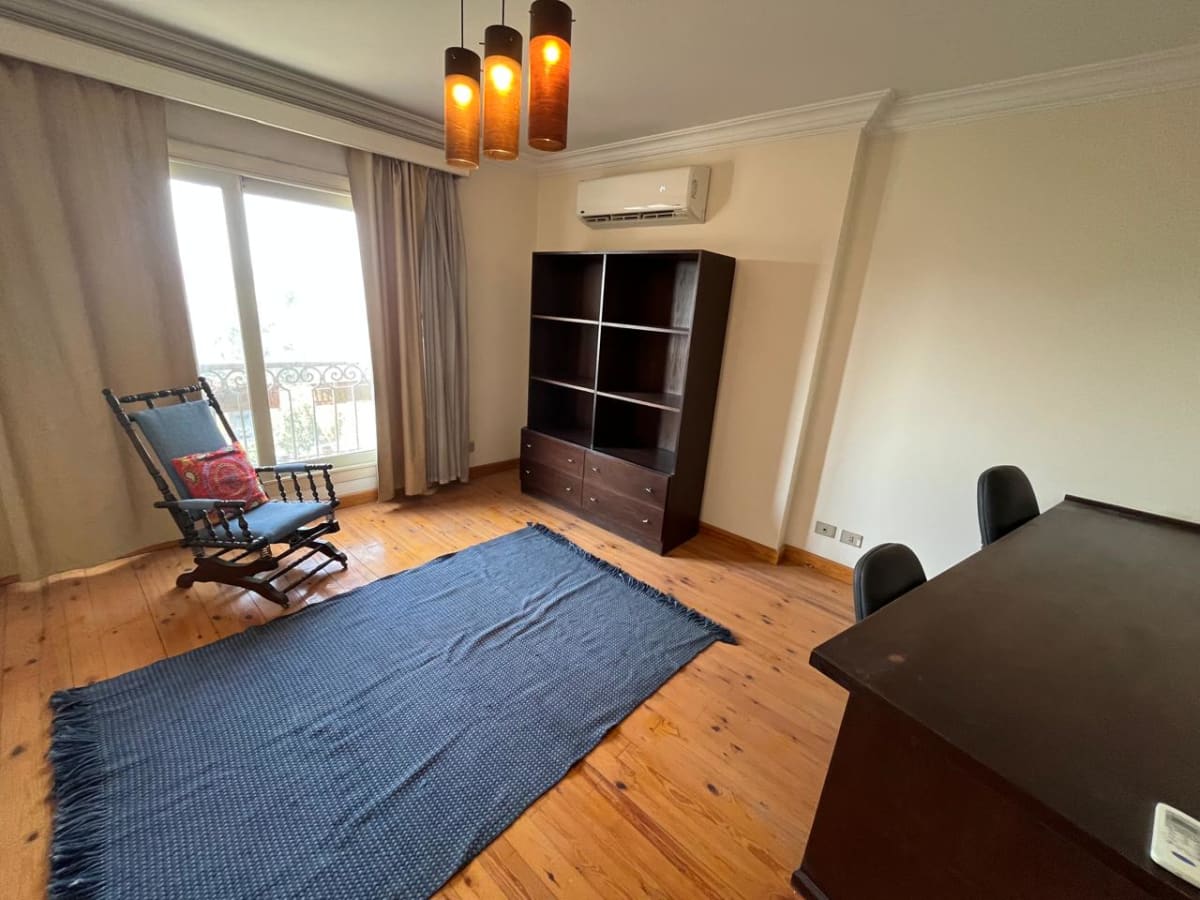 Spacious 4-Bedroom Apartment with Gym and Pool Access
