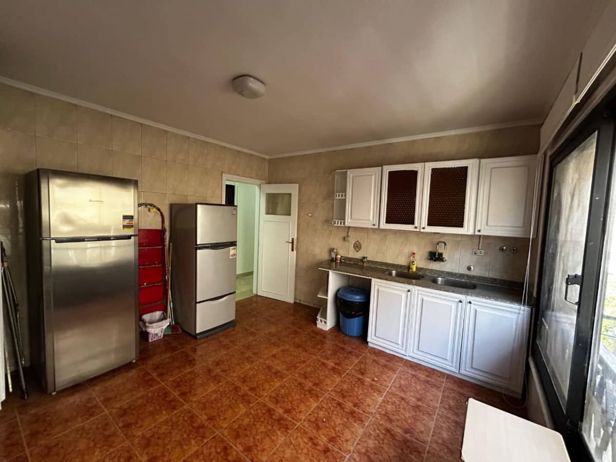 Sunlit 3-Bedroom Apartment with Private Balcony