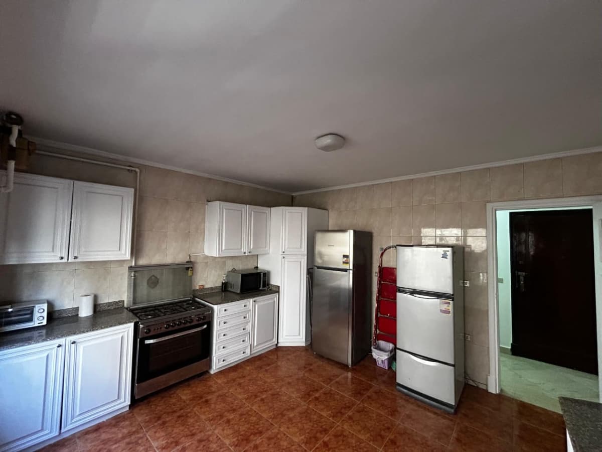 Sunlit 3-Bedroom Apartment with Private Balcony