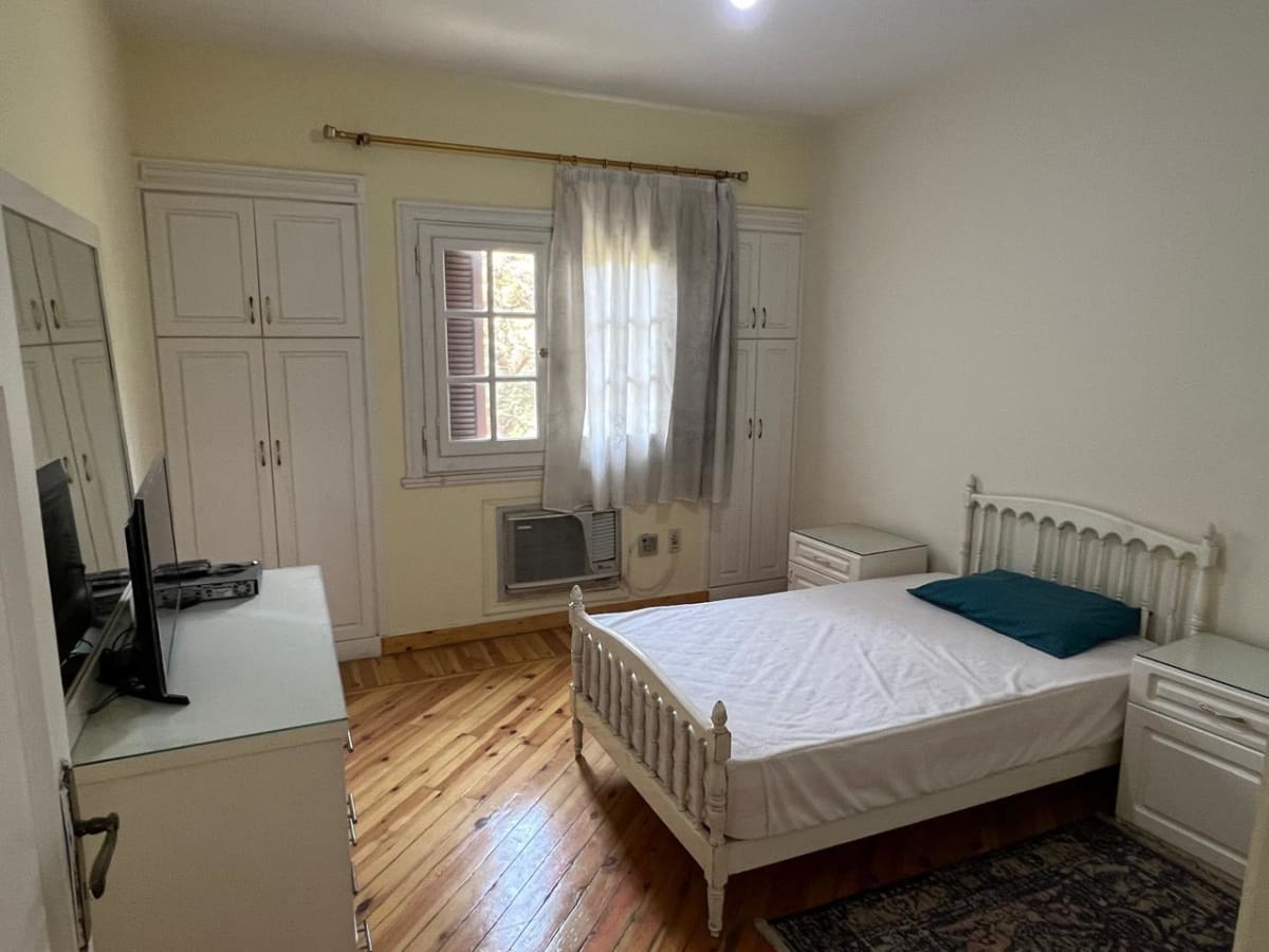 Furnished Unit In Maadi Sarayat|200m²| Bright Layout.