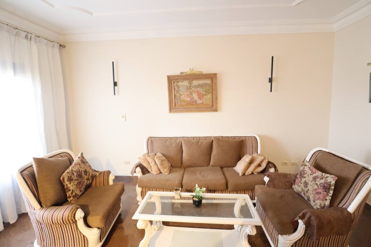 Cozy and Elegant Furnished Apartment in Degla El Maadi.