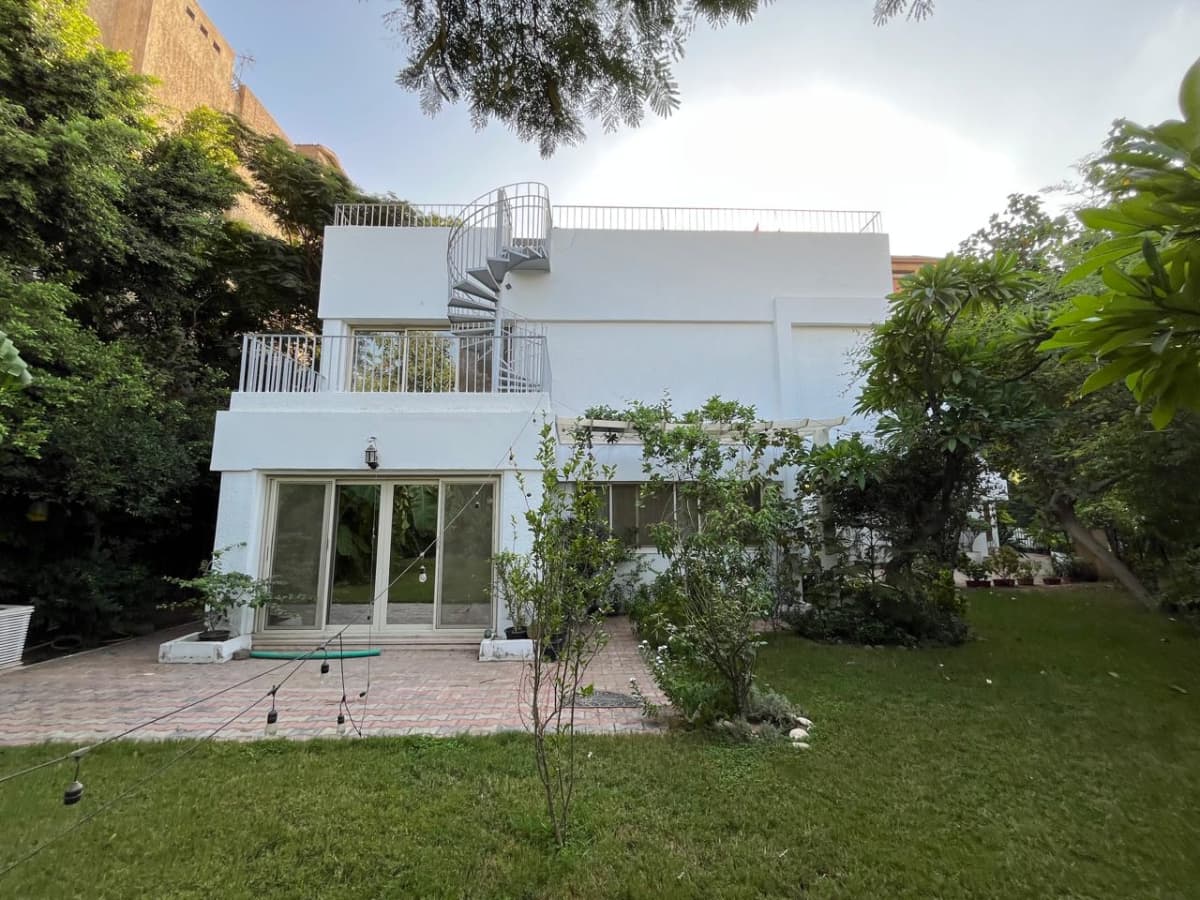 Administrative Villa | 800m² | Maadi Sarayat.