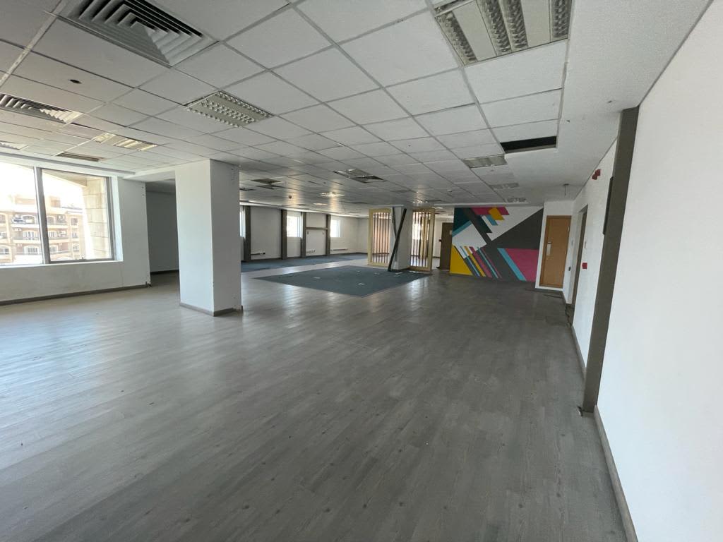 Office Space For Rent In Maadi With 850m².