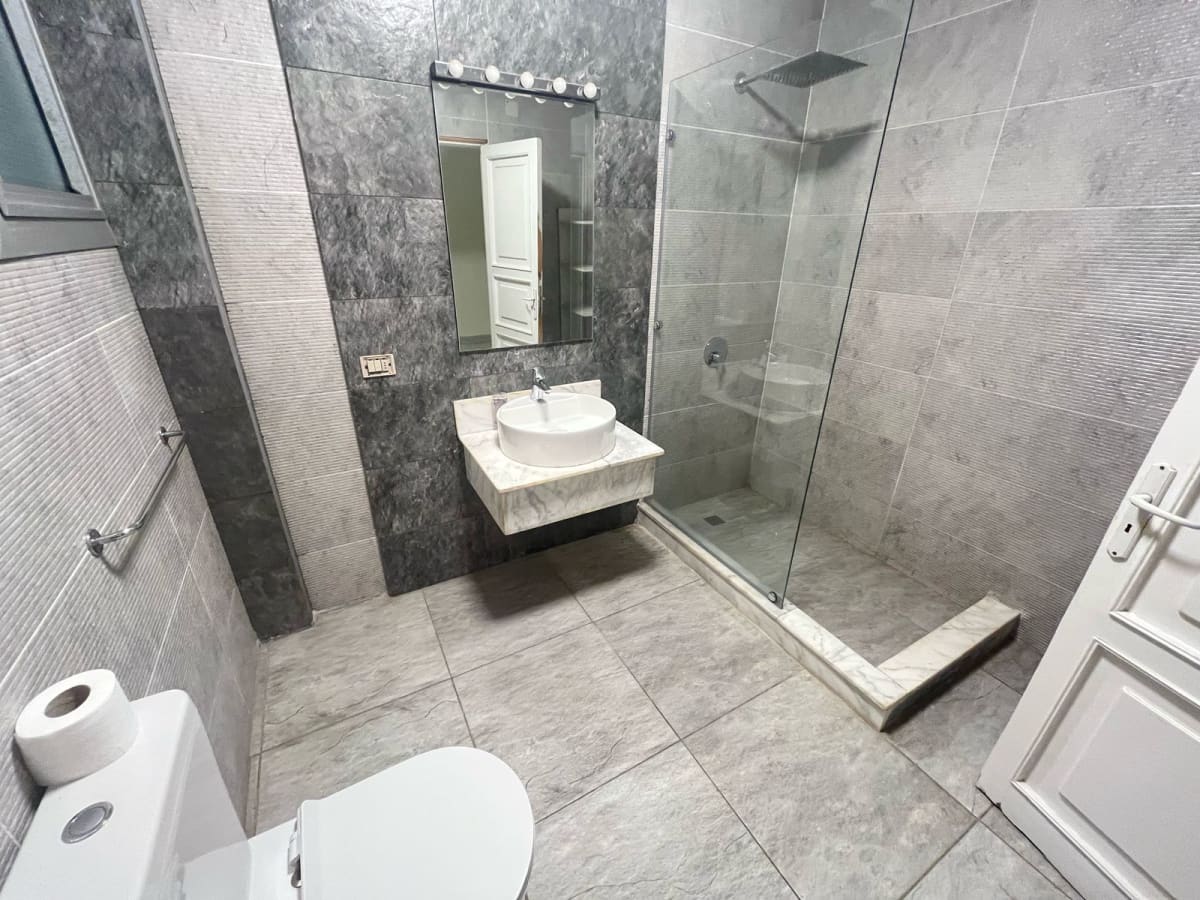 Bright & Spacious Penthouse in Prime Maadi Location