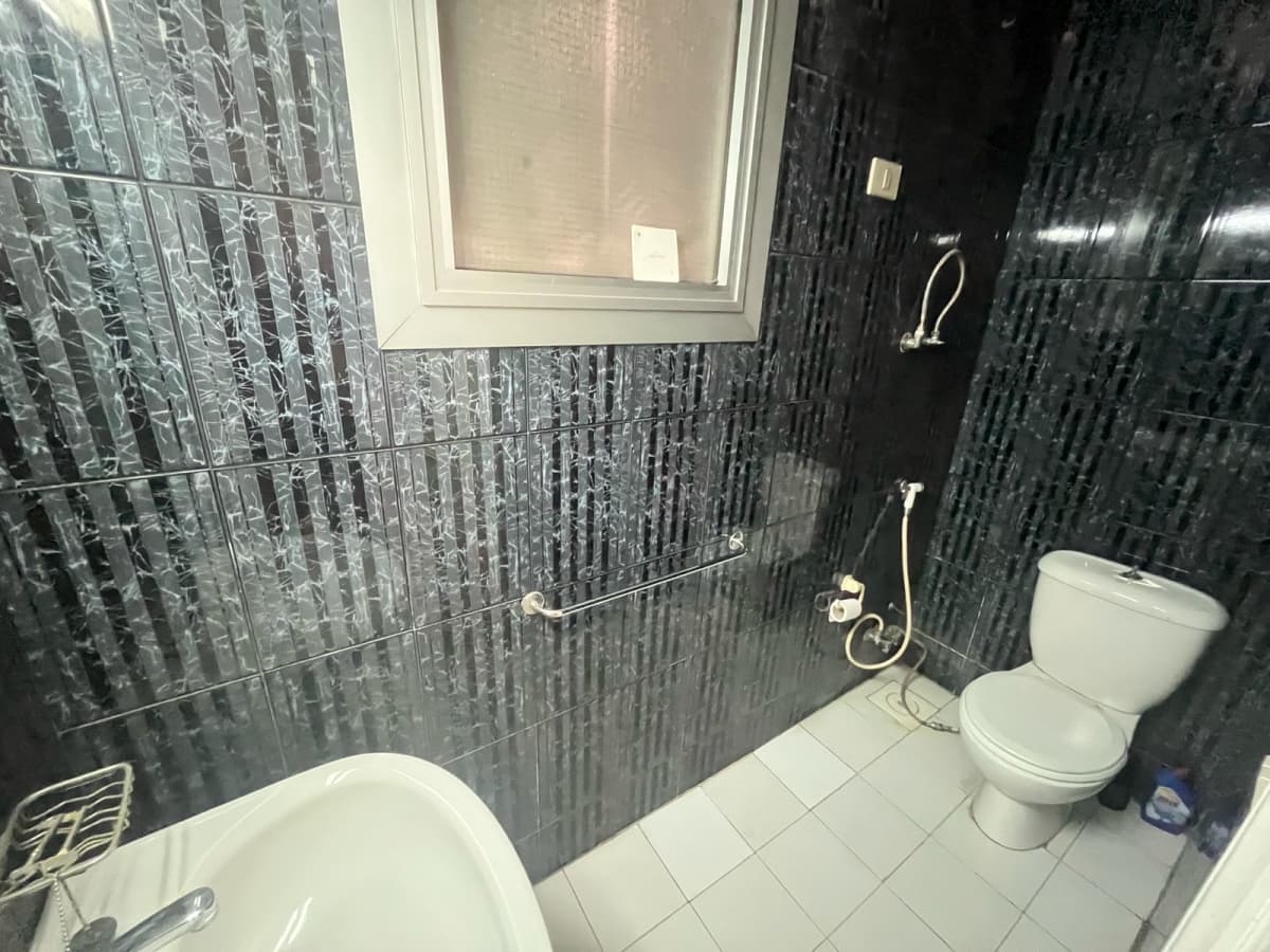 Bright & Spacious Penthouse in Prime Maadi Location