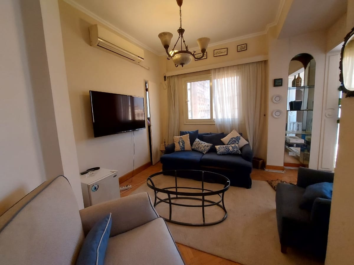 Furnished Apartment Overlooking Sea In Zamalek