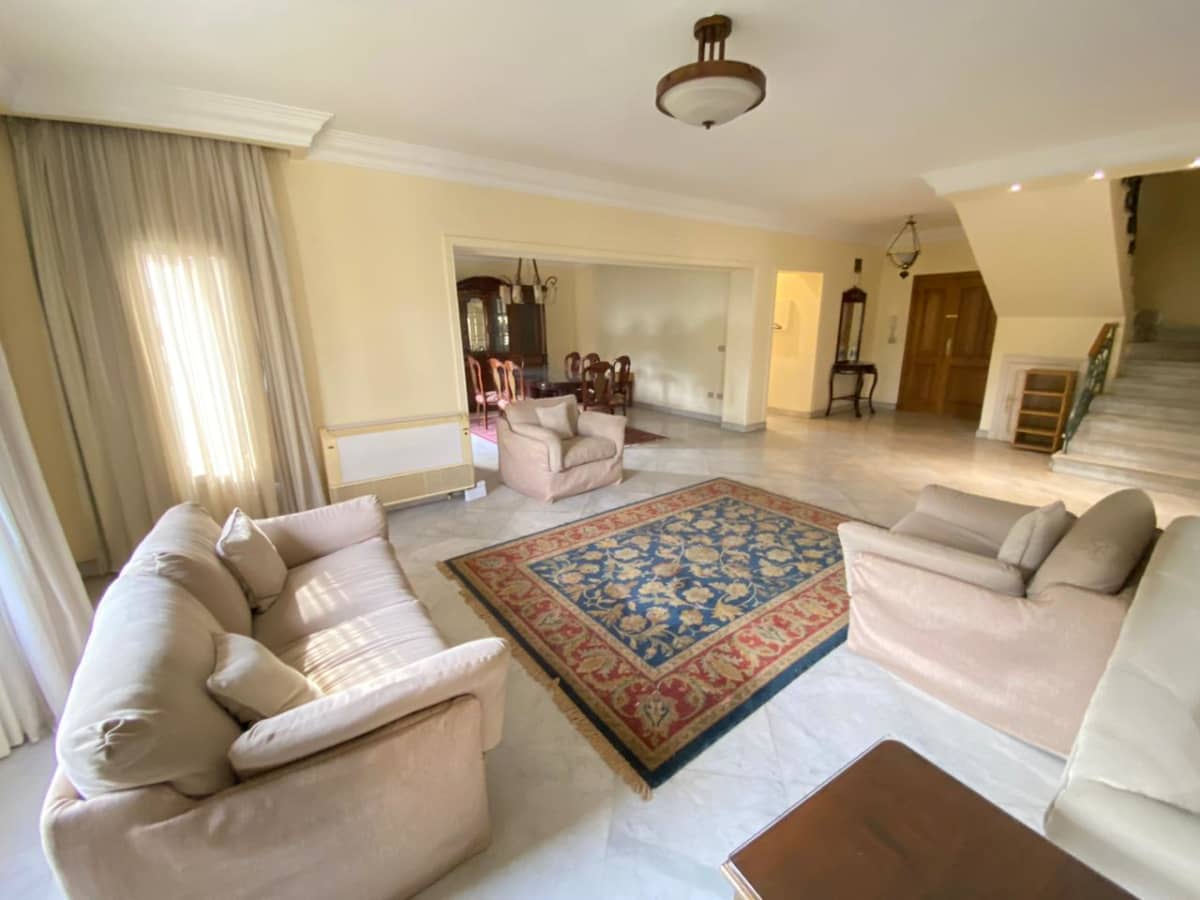 Spacious 4BR Apartment with Private Balcony