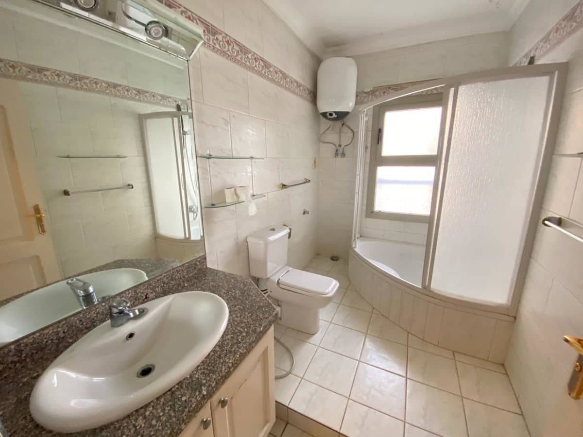 Spacious 4BR Apartment with Private Balcony