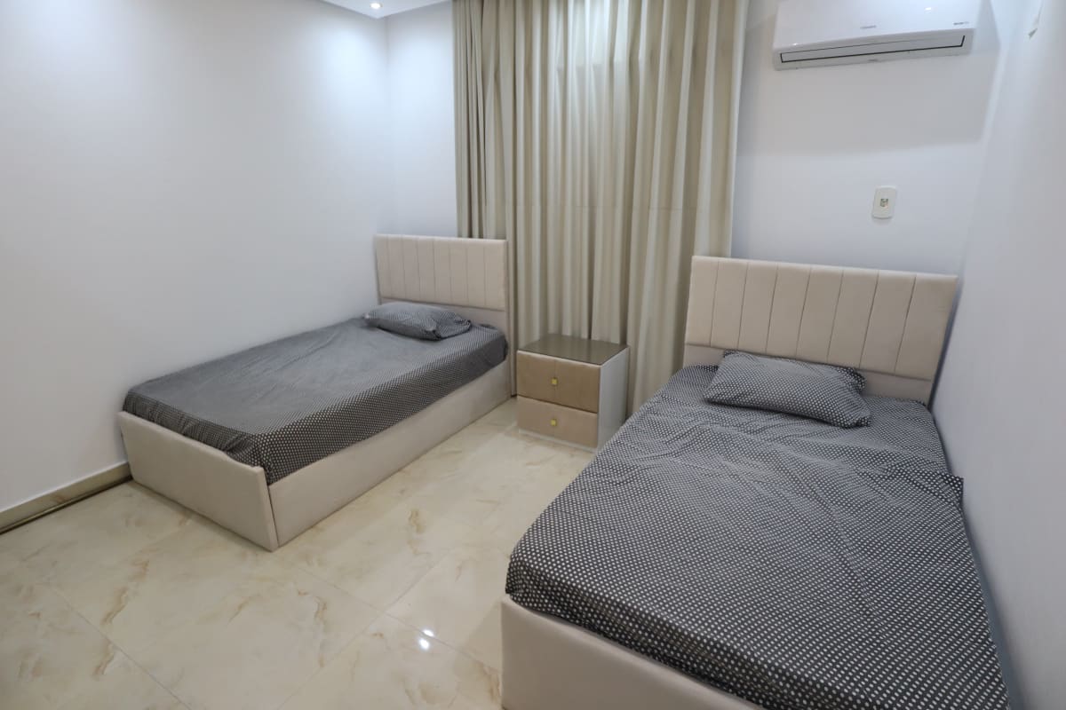 Bright 200 sqm Apartment Near CAC
