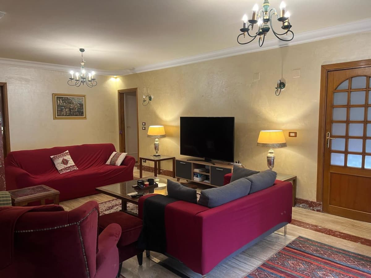 Bright and Spacious 3BR Apartment in Maadi
