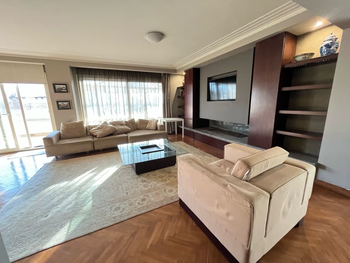Sunny 3BR Apartment with Private Balcony