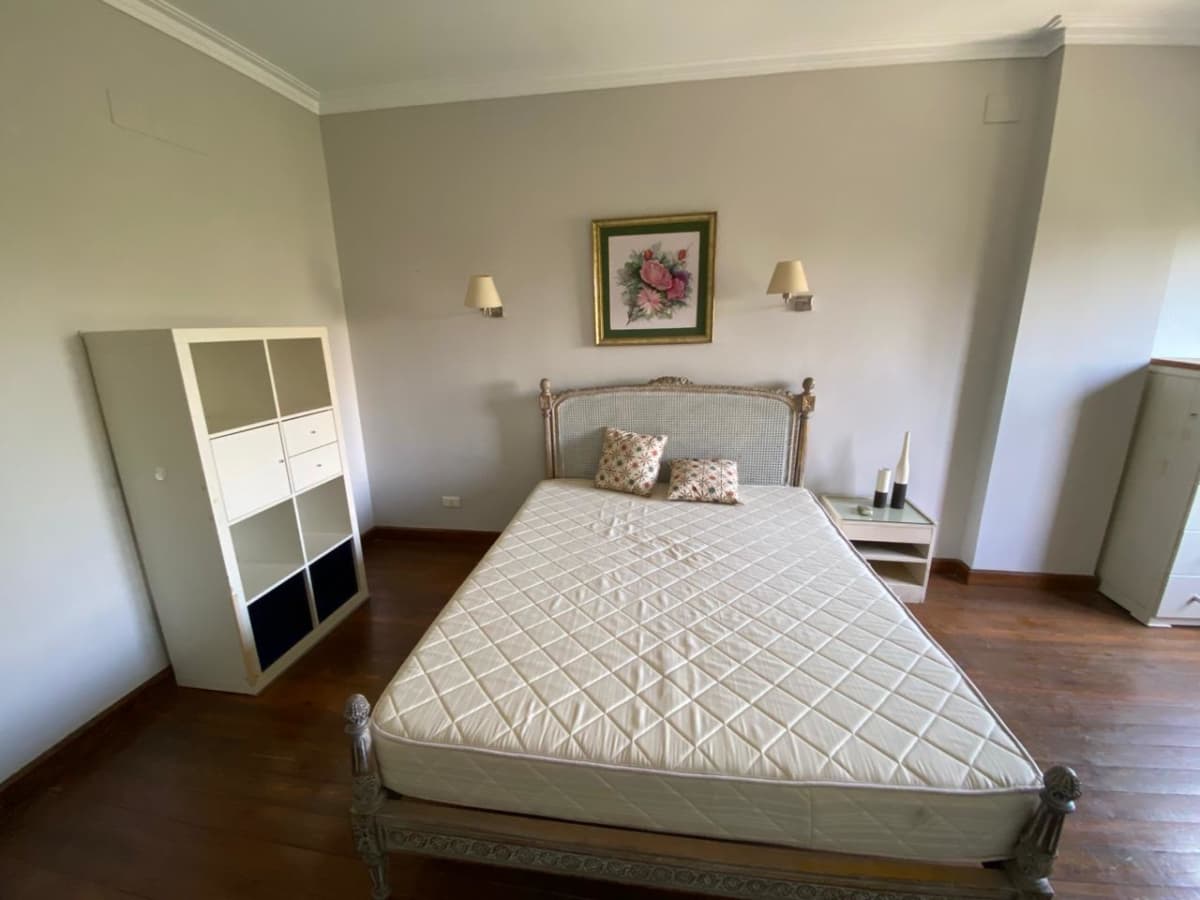 Sunny 3BR Apartment with Private Balcony