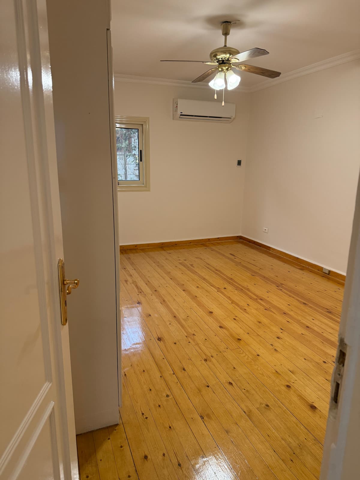Nice Finishing Apartment In Maadi Sarayat With 180Sqm