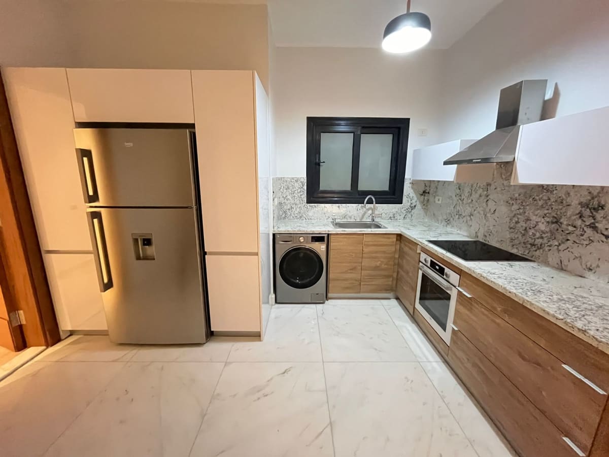 Modern 1BR Apartment with Open Living Space