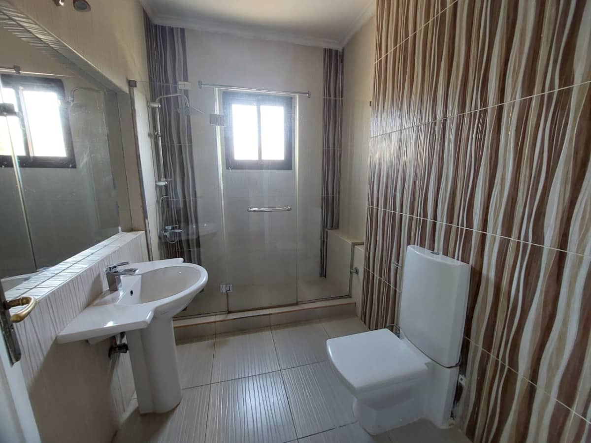 Stunning Penthouse With Expansive Terrace In Maadi Degla.