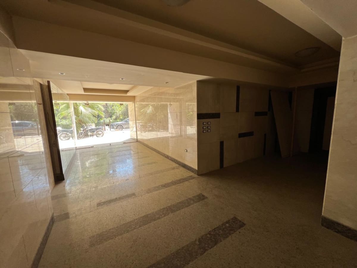 Administrative Building For Sale| 1500m²| Sarayat.