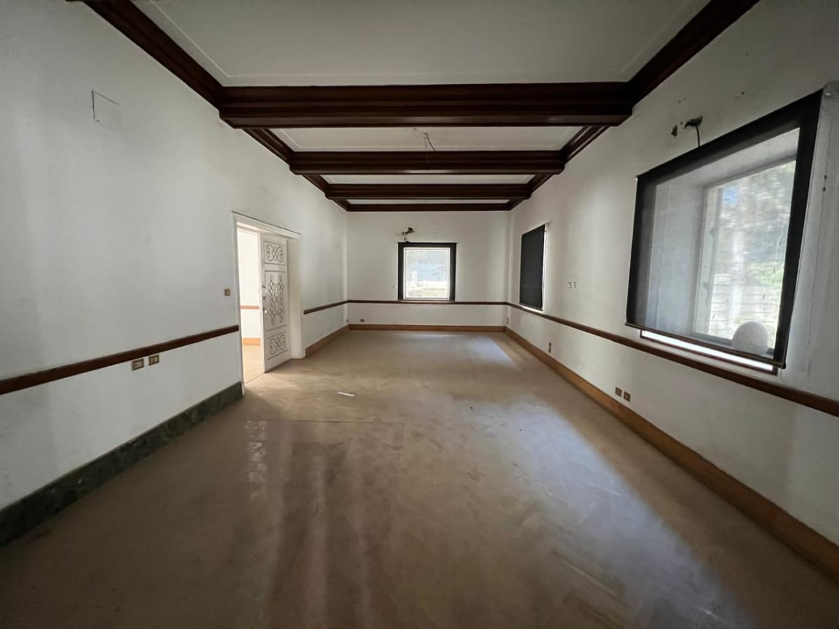 Administrative Villa For Rent | 1400m² | Sarayat . 