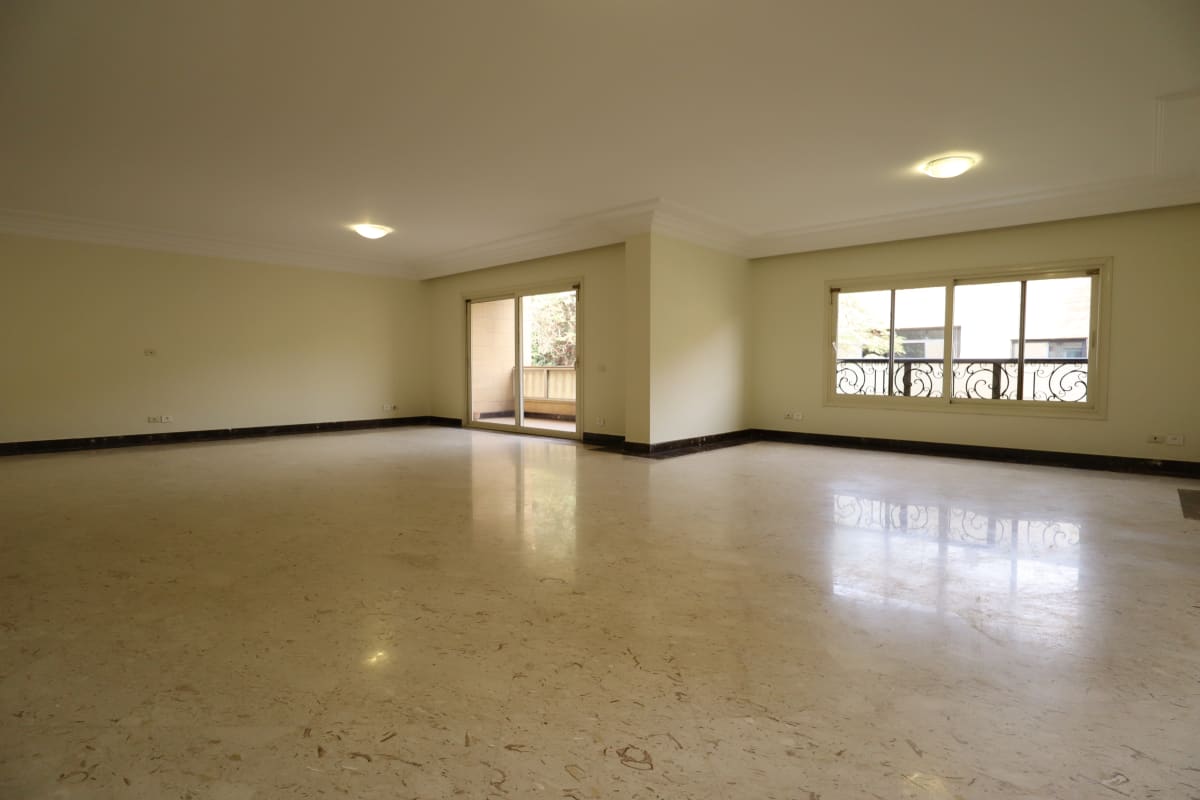 Modern 5BR Apartment Near International Schools