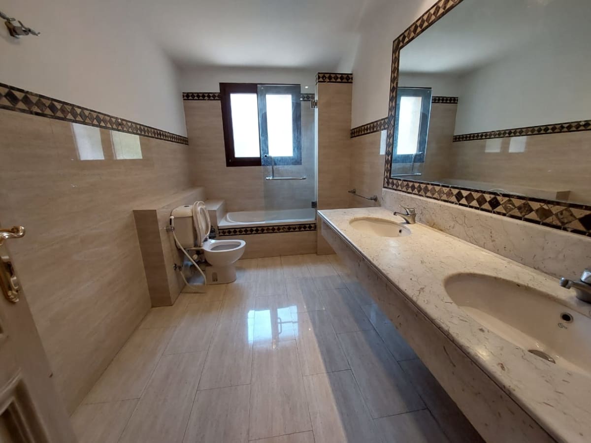 Spacious 250 sqm Apartment in Prime Maadi Location
