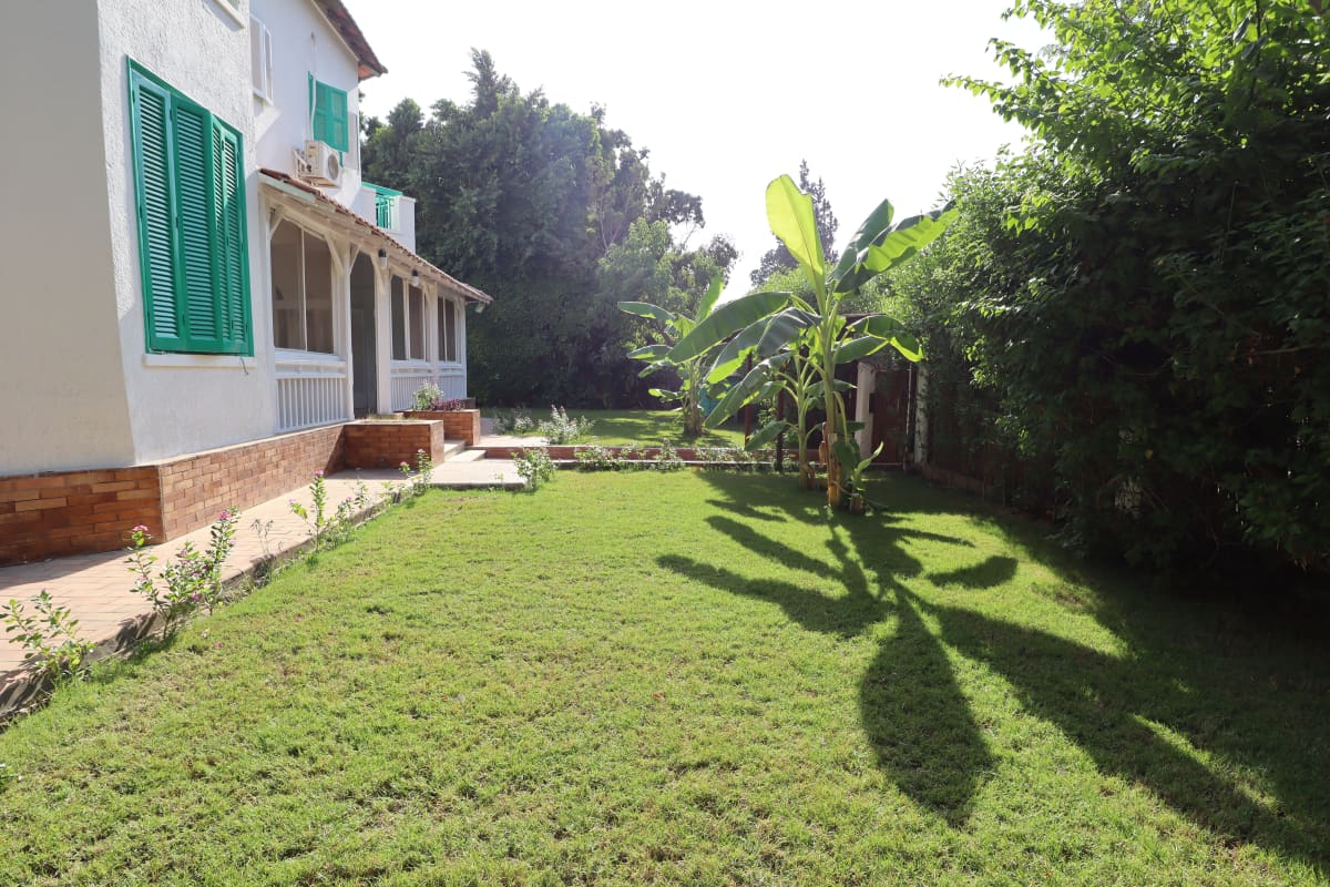 4BR Villa with Pool And Garden In a Prime Maadi Location