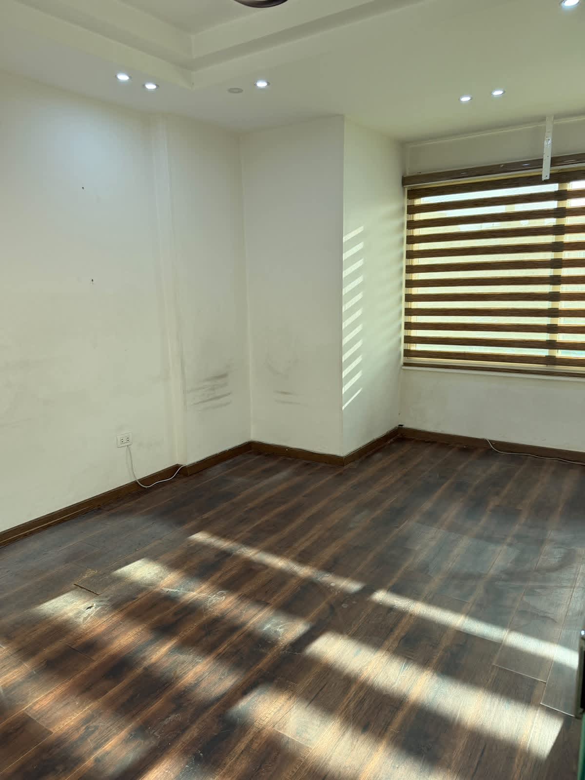Administrative office for rent | 200 m² | Zahraa El Maadi.