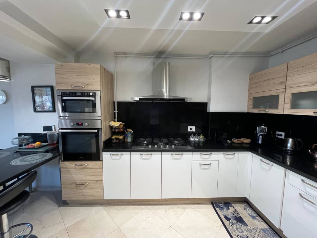 Fully Furnished Apartment With Full AC In Zamalek