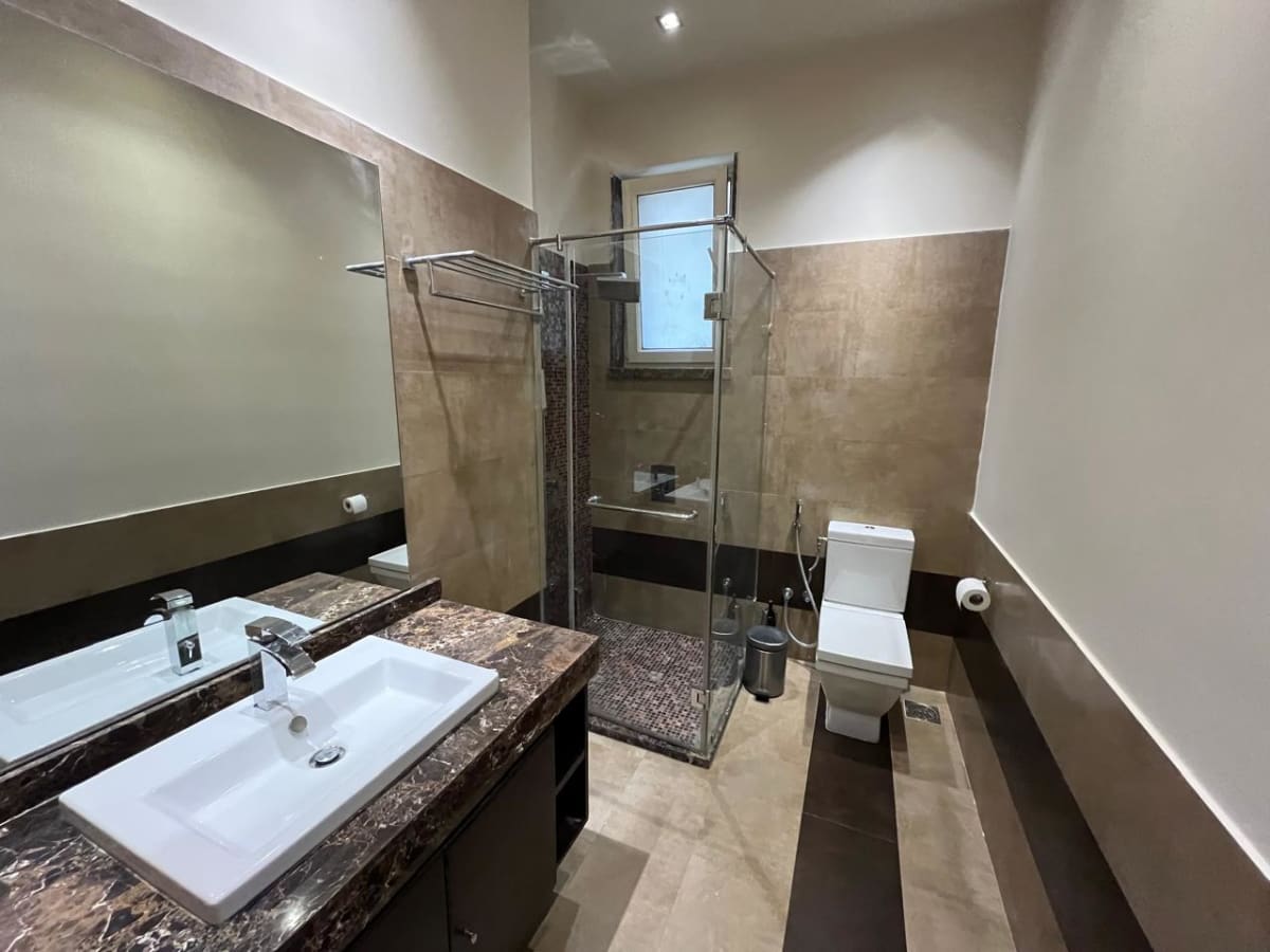 Big Apartment With A Master Room In Zamalek.