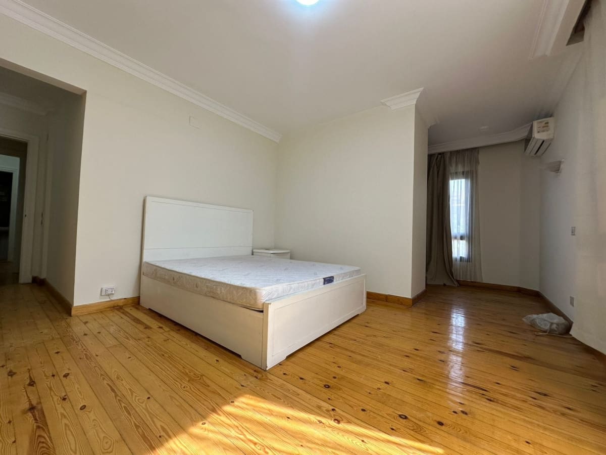 Charming Apartment With A Prime Sarayat Address.
