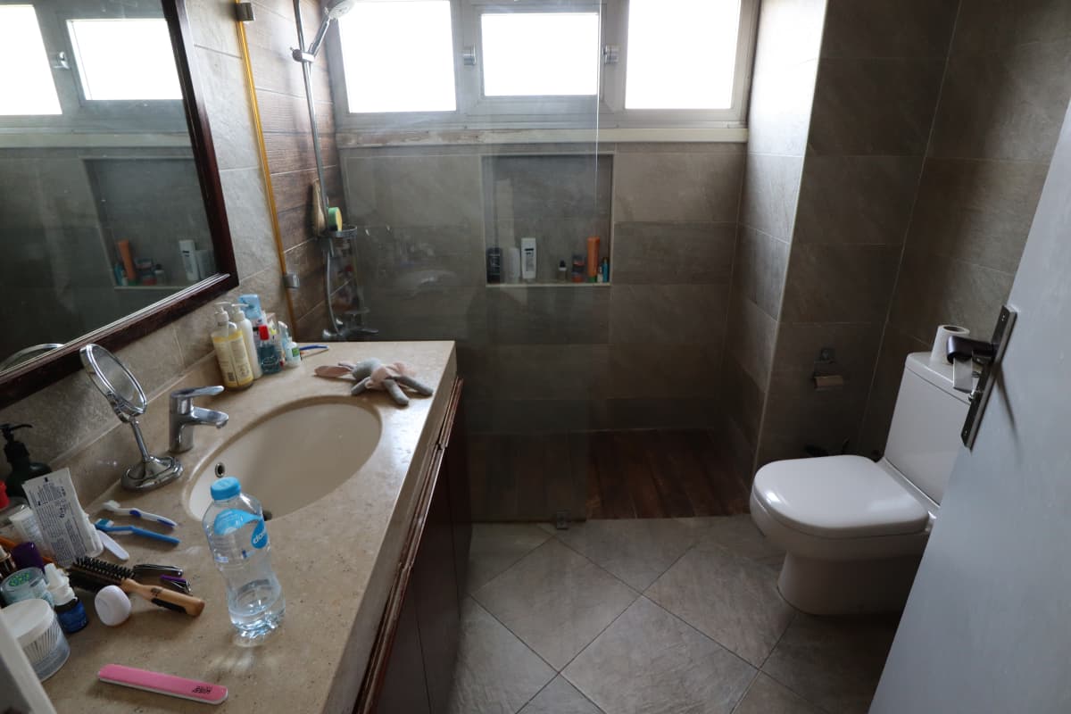 Cozy Family Apartment In The Heart Of Degla Maadi.