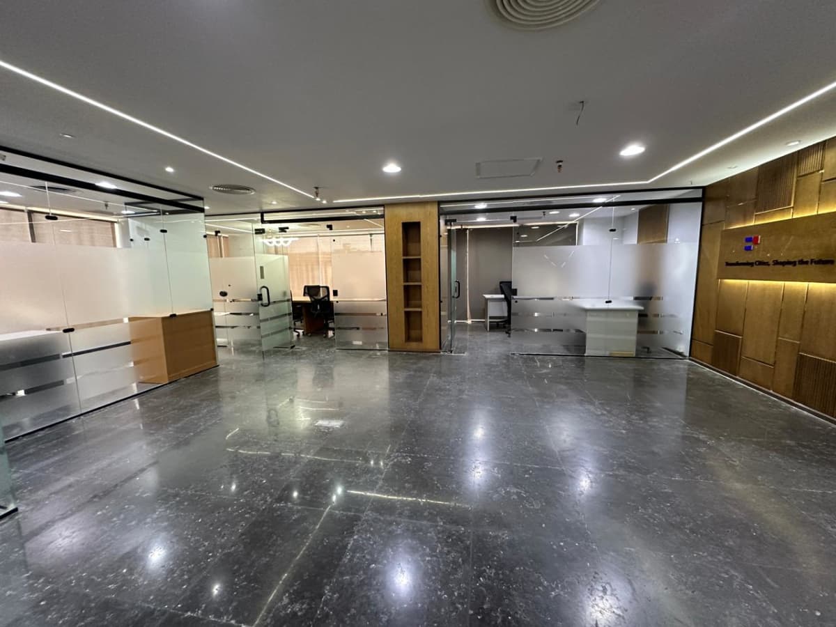 Administrative Space For Rent| 550m² | First Settlement. 